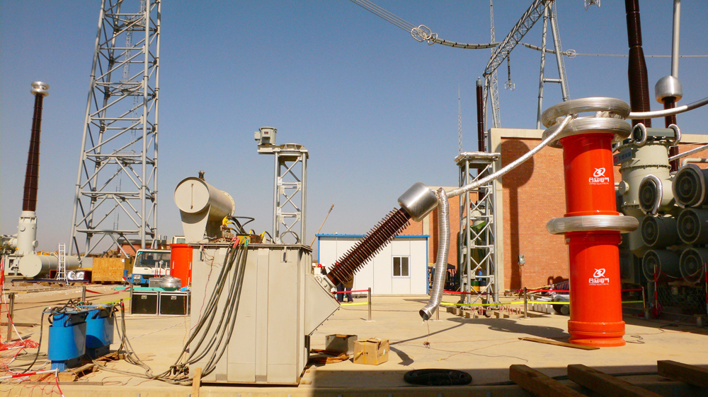 變頻串聯(lián)諧振耐壓試驗裝置客戶現(xiàn)場 變頻串聯(lián)諧振耐壓試驗裝置客戶現(xiàn)場